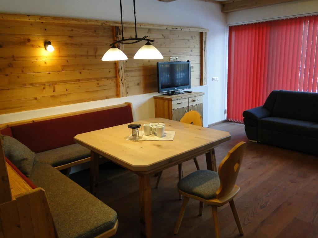 Appartement Gipfelsturm Хаус им Енщал Стая снимка